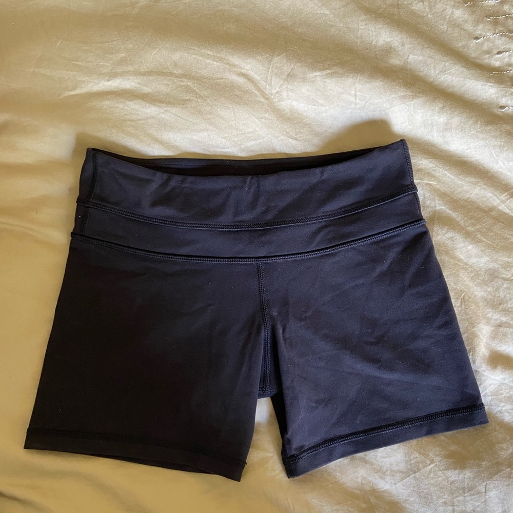 Black Lululemon shorts size 4